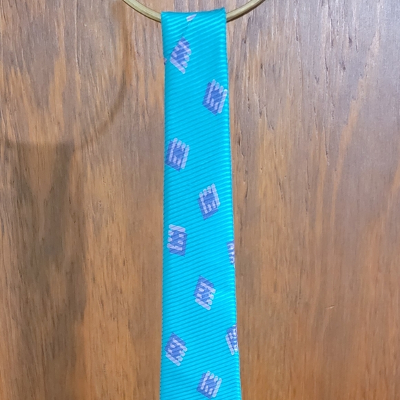 Vintage Teal and Purple Bill Blass 100% Silk 3" Tie - Picture 3 of 6